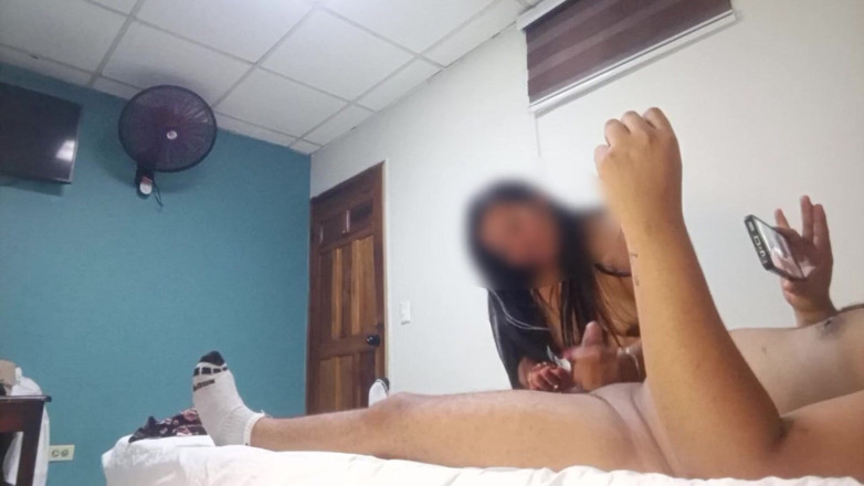 Marihot50: แม่เลี้ยงวัย 50 ปีของกูให้หัวที่น่าทึ่งและขี่ควยกู