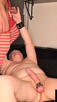 Versauter handjob