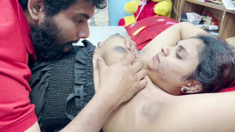 Vaigavarun45: Malayali Girl Non Stop Boobs Suck by Mallu Boy