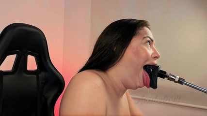 anabel693: Quot; gagguin" Naplňují mi obličej spermatem