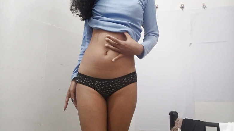 desigirl93: Seseorang tolong tongkat batang awak dalam pepek saya.