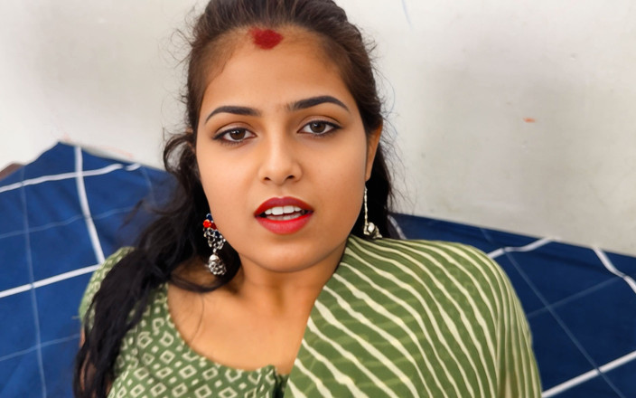 Sexy Komal: Komal kom nästa dag för att uppfylla sin grannes löfte.