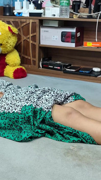 Malayali Wife Feet Massage Doing by Husband