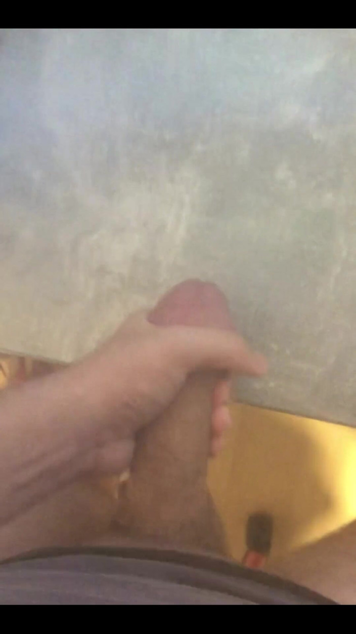 Hotlover1995x: 너희들을 위한 작은 사정