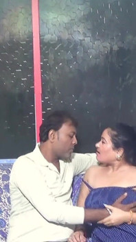 Caldo indiano india e ragazzo naigeriano sesso hardcore serale