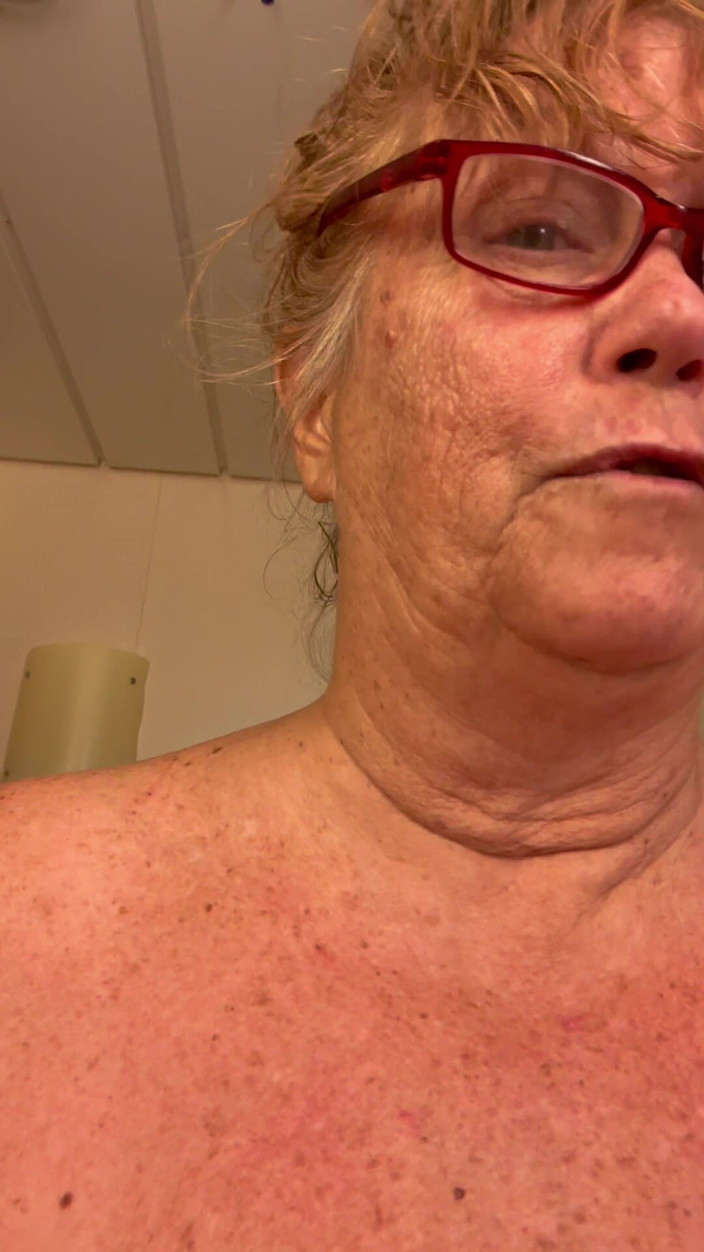 Big Ass 4 U: Mamie a toujours des friandises X