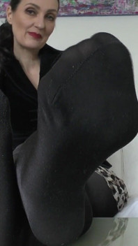 Stricte pikantne, spocone czarne rajstopy stopy, trening węchu, POV JOI