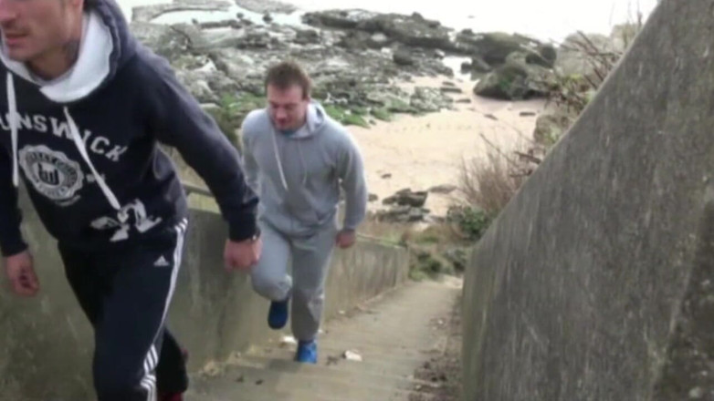 Gaybareback: Fucked in the beach