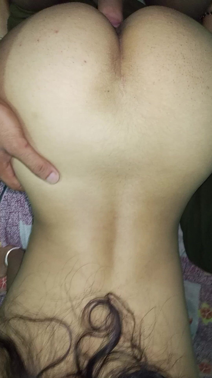 Roko: Indická žena v domácnosti tvrdě šuká zezadu