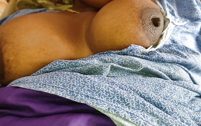 Realmallucouplevlog: Mama vitregă își oferă pizda umedă și sânii