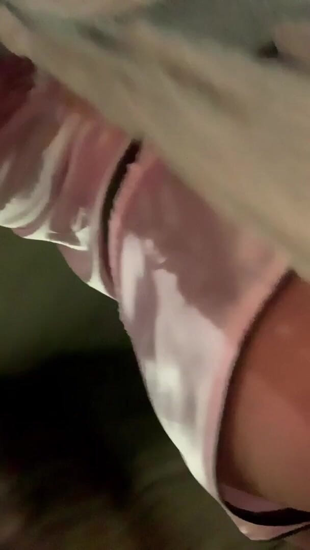 CindieLove: 性感放荡的娘娘腔变装者