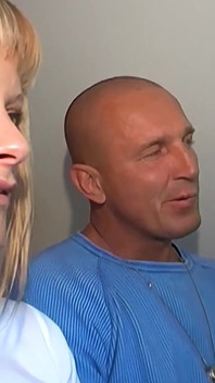 Rotten Meier cu cuplu - Blondă murdară și curvă matură împart pula
