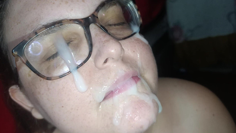 Cuckold Couple Swing: Faccio ringraziare il mio cornuto al toro nero per avermi...