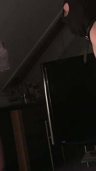 spust bita z kutasa przez okrutną guwernantka