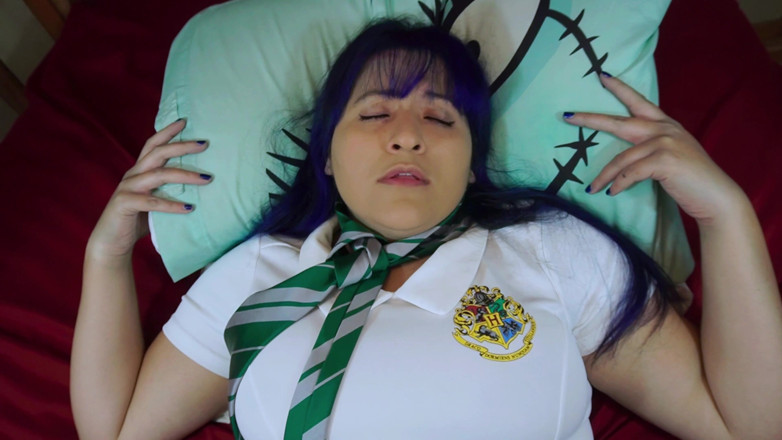 VickyVixen: Impregnating This Slytherin Slut