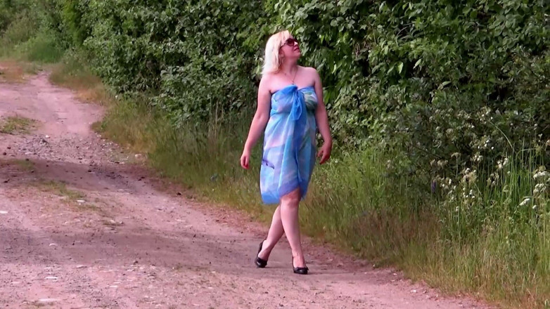 RedRoseRus: Modern Outfit for a Naughty Slut.