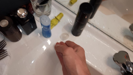 Marshall-Zeitung: Fucking myself locked in the bathroom