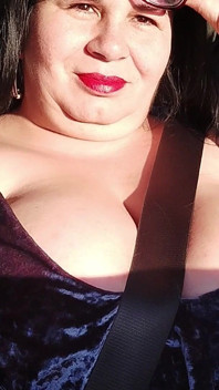 Mogen BBW MILF reser, fans i slow motion