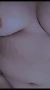 Faccio sexcam con un fan che mi fa un buon finale