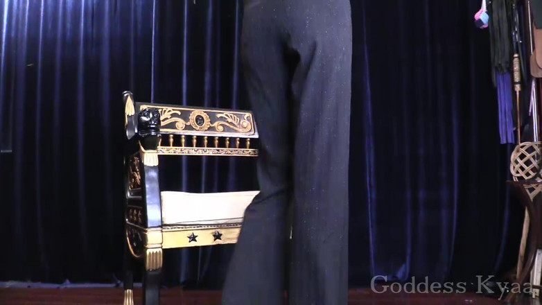 Kyaa Chimera: Nawracaj się do kyaaizmu dla moich stóp