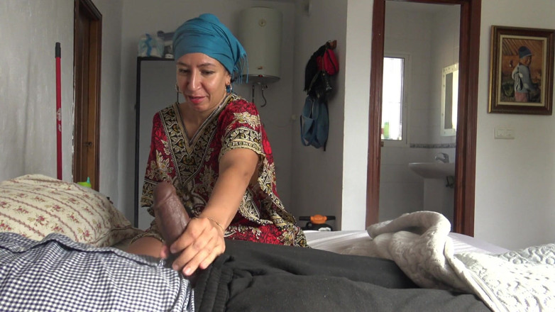 Souzan Halabi: Прибирання зрад з чорношкірим туристом в готелі в Стамбулі