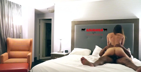 AZGIGOLO: Malá hotelová schůzka s Cirenv, když mluví sprostě a prosí...