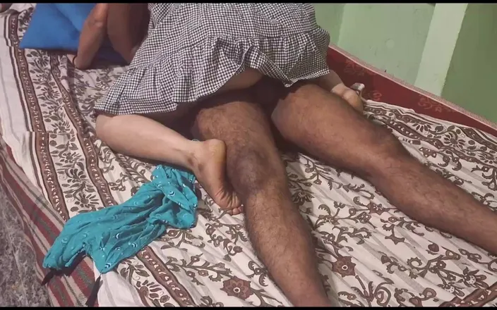 Sexy sindu: Het indisk MILFs söta böjda moster sex