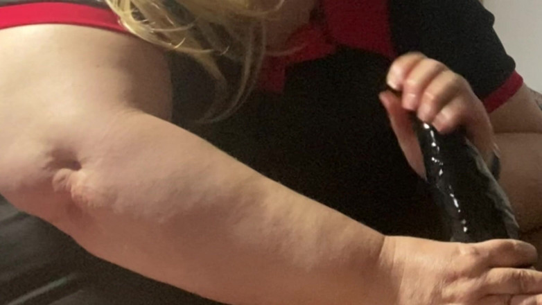 Daddykane: Britische blonde MILF wird wild mit riesigem bbc. Freches spiel