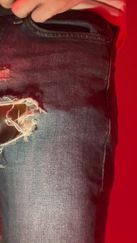 Amateur Boy Pissing in a Condom