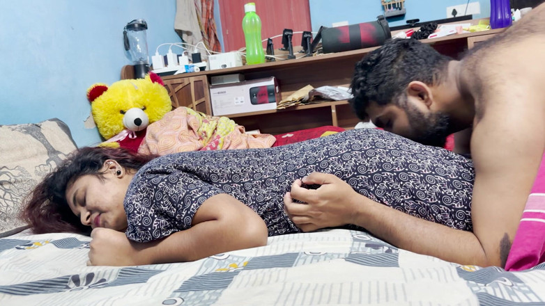 Vaigavarun45: Stepsister Hot Sex with Stepbrother While Her Stepsister Not in...