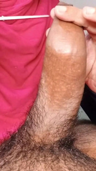 Üvey kız kardeşim sünnetimde metalik bir şey denemek istiyor, çok heyecan verici!