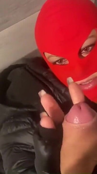 Milfycalla ep 48 hoe je aan een lul moet zuigen en al het sperma eet