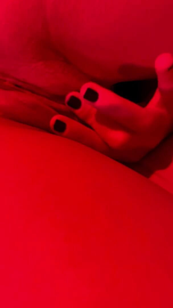 Cathia: I Need to Relax Before Bed