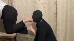 Niki studio: Ignoring Her Foot Slave - Foot Worship