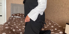 Lux Eva: 阿拉伯女孩给撸管指挥