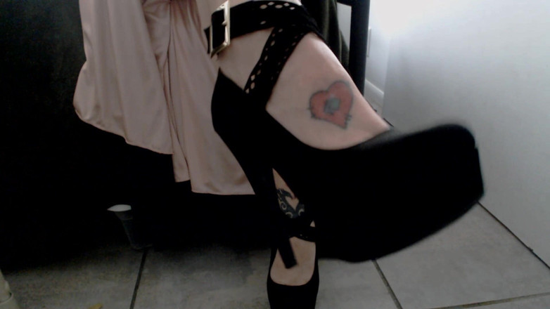Kelly Payne: Femdom Findom Slave Punishment