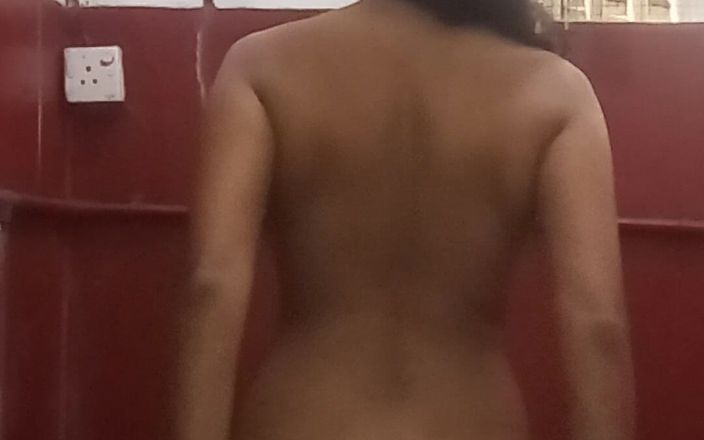 madusanka115: Tarian mandi