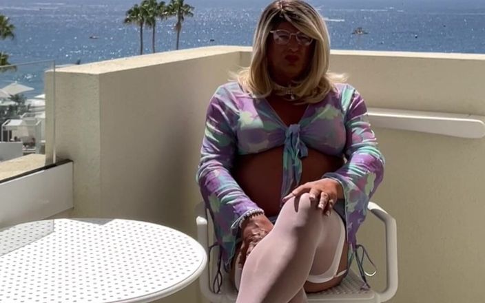 Kellycd2022: Amatör travesti kellycd2022 tatillerimde seksi orta yaşlı seksi kadın