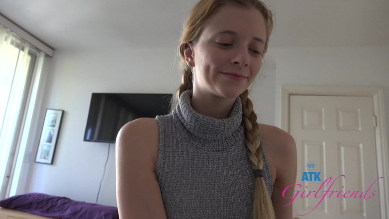 Classic ATK Girlfriends: Întâlnire virtuală