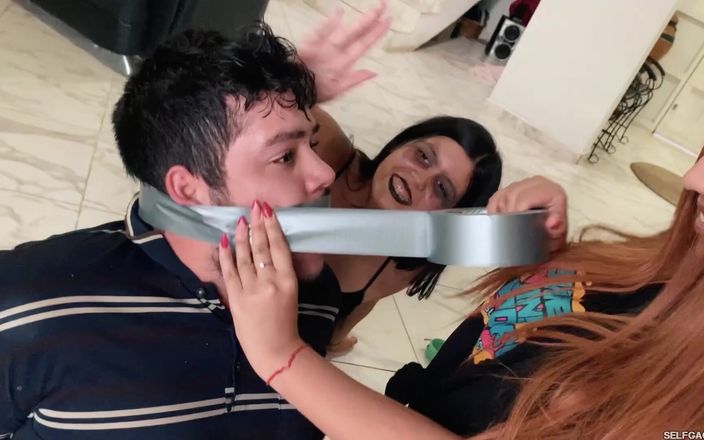 Selfgags femdom bondage: Trik atau Treat, Jalang!