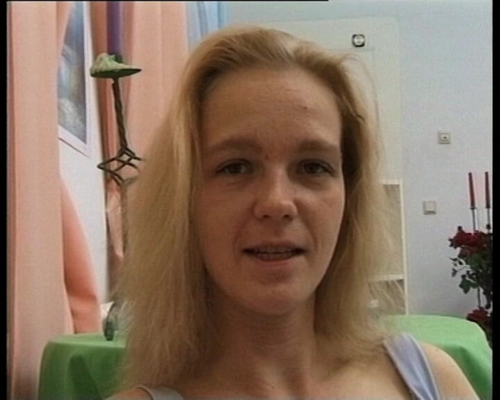 GERMAN PORN CLASSICS: Sladká Layla si šťastně vyhoní