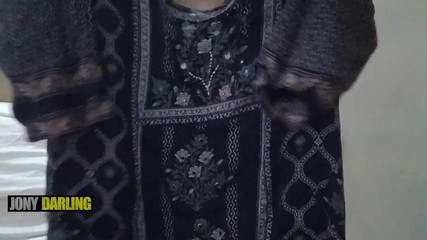 Jony Darling: Hintli çamaşır teyze mast video leek