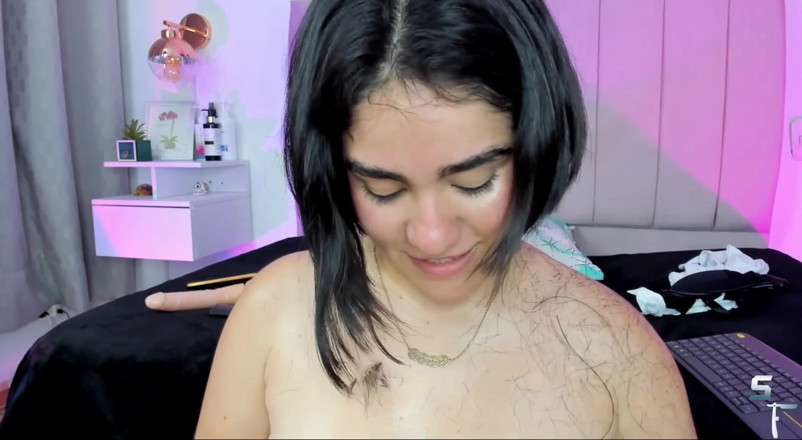 Shave Flix: Violetta