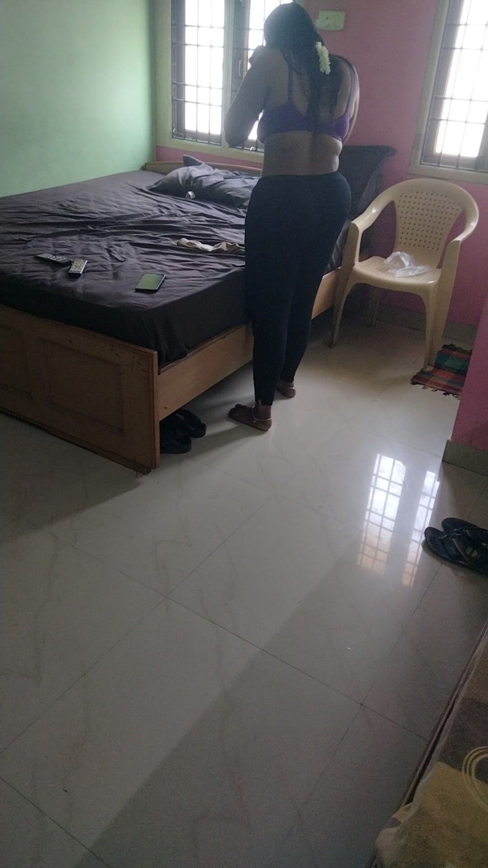 Tamil lesbian: Pregătirea pentru filmarea videoclipurilor porno