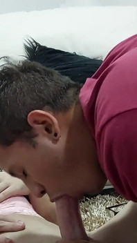 Trans Latina Fickt Ihren Arsch Mit Ihrem Dildo