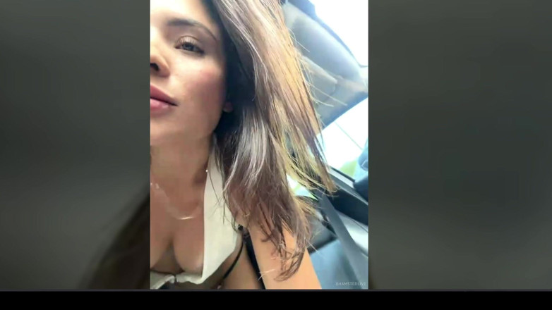 Milf Latina: Una Latina Viene Scopata in Macchina E Le Piace Essere...
