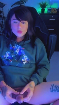 Živě od říj 3, 2025 Kim