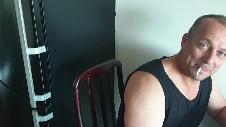 Romanian Girls: Rosalina Love yarak emmeyi seviyor, üç adam