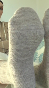 Smelling Wool Socks and Cumming on Them! Lady Victoria Valente