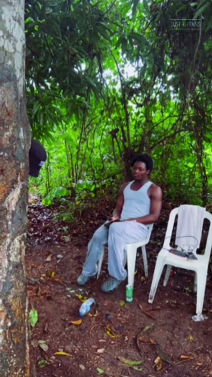 Sesydiva: Fucking Under the Forest Tree Is Best Experience.